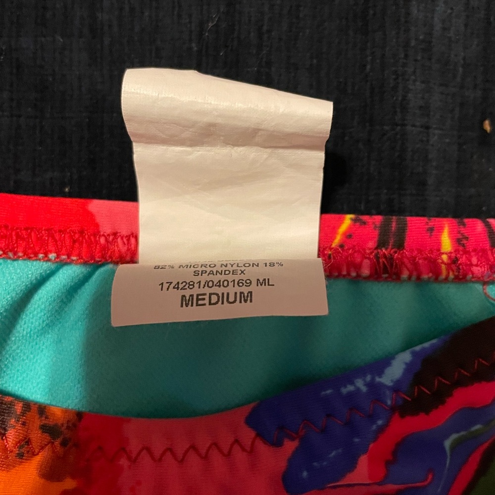 Lucky brand medium swimming suit - Picture 3 of 5